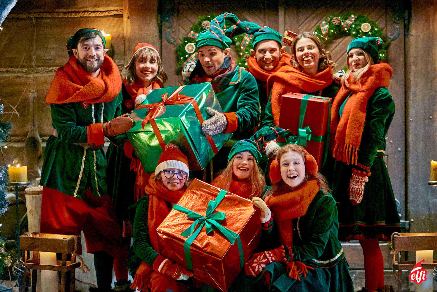 Personalizowane prezenty od Mikołaja: Kiedy zamówić list i film, aby dotarły na czas